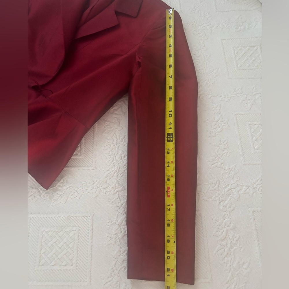 Lafayette 148 New York Deep Red Silk Blazer - Picture 6 of 11